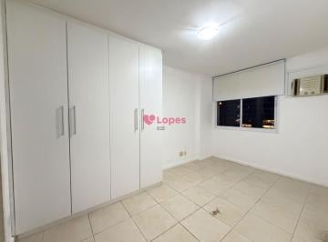 Apartamento · 70m² · 2 Quartos · 1 Vaga · Seu novo lar na Barra Olimpica: 70m2, 2 quartos e lazer completo.