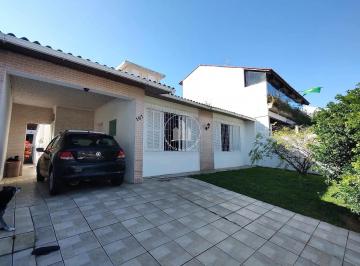Casa · 338m² · 4 Quartos · 2 Vagas · Casa 4 Quartos com 1 Suíte - Coqueiros
