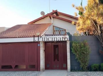 Casa · 300m² · 4 Quartos · 4 Vagas · Casa de Alto Padrão para Alugar na Vila das Hortências, Jundiaí - 4 Quartos (1 Suíte Master), Edícul