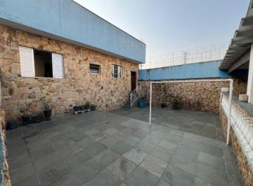 2599d2d3-f2e2-49b5-9e55-8729d25543af · Deslumbrante casa de vila para venda em Ayrosa com 3 quartos, 200m²