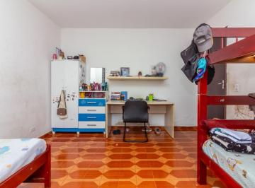 44ffea33-b6c7-486e-b784-c792ae4d80bd · Versátil casa para venda em Jardim Maracanã com 3 quartos, sendo 1 suíte, 200m²