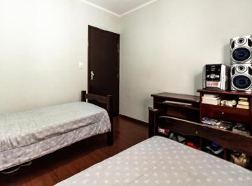 11_quarto_3_2_.jpeg · Confortável sobrado para venda em Helena Maria com 3 quartos, sendo 1 suíte, 199.3m²