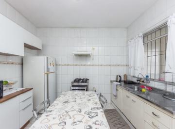 d5fee825-993a-4a5b-8e42-76ed09c19286 · Atraente casa para venda em Vila Itaberaba com 5 quartos, 240m²