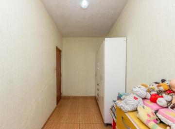 f3ac4ad2-ed21-4c39-b0b6-9b3277051af8 · Confortável casa para venda em Vila Itaberaba com 5 quartos, 240m²