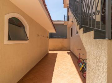 0064571b-167f-4f2f-810d-ccf713ae266d · Espetacular casa para venda em Jardim São José (Zona Norte) com 4 quartos, sendo 2 suítes, 202m²