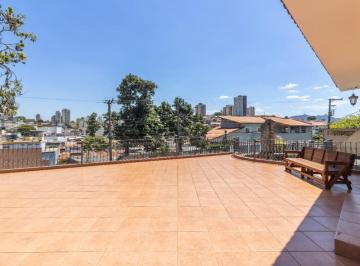 8b8b0c59-3d66-487d-838f-3f175d9de99a · Agradável casa para venda em Jardim São José (Zona Norte) com 4 quartos, sendo 2 suítes, 202m²