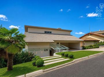 Casa · 544m² · 4 Quartos · 6 Vagas · Casa de Condomínio no Arthur Nísio, 04 Suítes, Amplo Quintal, São João, Curitiba.