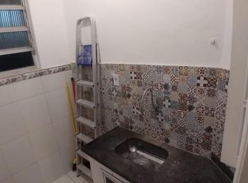 Apartamento 35m² Aluguel Catete · Kitnet 1 Quarto no Catete