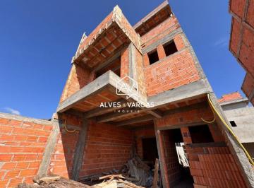 Casa · 140m² · 3 Quartos · Casa à venda - no Jardim das Américas