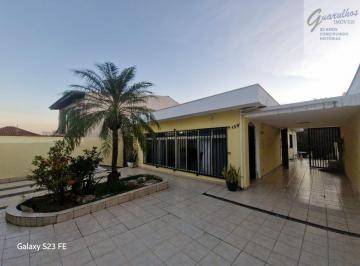 Casa · 450m² · 3 Quartos · 4 Vagas · Casa Semi Térrea de Alto Padrão com Piscina, Suíte Master e Acabamentos Refinados