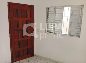 Casa · 50m² · 2 Quartos · 1 Vaga · CASA PARA LOCAÇÃO COM 2 DORMITÓRIOS E 1 VAGA NA AVENIDA DAS CEREJEIRAS
