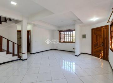 Sala · Casa de 250m² no bairro Teresópolis
