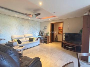 Apartamento · 114m² · 3 Quartos · 2 Vagas · Apartamento três dormitórios no miolo do bairro