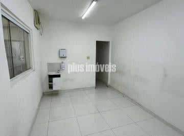 Casa · 180m² · 3 Quartos · Sobrado Espaçoso de 180m² com 3 Dormitórios em Santa Cecília