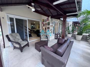 Casa · 156m² · 4 Quartos · 4 Vagas · Excelente casa 4 quartos à venda Condomínio em Manguinhos Armação de Búzios