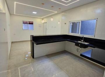 ebj2onm2yteyy2qwmzk1mde4_md · Casa com 2 quartos à venda, 70 m² por R$ 597.000 - Mirim - Praia Grande/SP