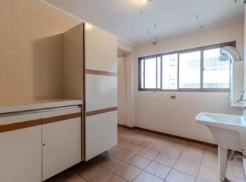 IMG_20260622_091603_000.jpeg · Versátil apartamento para venda em Campo Belo com 5 quartos, sendo 2 suítes, 210m² - fabioliveira#F2
