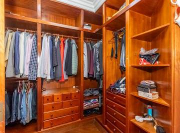 e766ac29-b7e7-4763-9cec-086dcd978f54 · Imperdível apartamento para venda em Bosque da Saúde com 5 quartos, sendo 4 suítes, 490m²