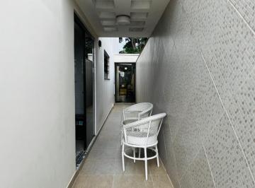 f2e3206f-07fc-43cc-aad7-ead8efdcf151 · Funcional sobrado para venda em Bosque da Saúde com 3 quartos, sendo 3 suítes, 217m²