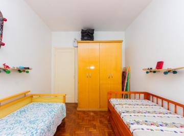 24a310f7-f606-4c1e-ab78-b9072d23af30 · Excelente casa para venda em Vila Moinho Velho com 5 quartos, sendo 1 suíte, 300m²