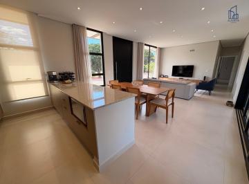 Casa · 202m² · 3 Quartos · 4 Vagas · Casa de Condomínio para venda em Jardim Villagio Milano de 201.58m² com 3 Quartos, 3 Suites e 4 Gara