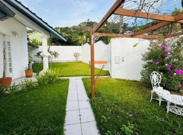 b6c04df2e84ac4d84805d4a8eba5af3a57519bc0 · Casa com 3 dormitórios, 300 m² - venda por R$ 3.000.000,00 ou aluguel por R$ 14.311,97/mês - Centro 