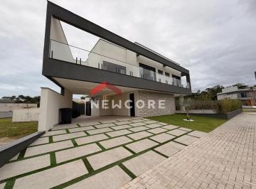 Casa · 291m² · 6 Quartos · 4 Vagas · Casa de condomínio em Rua Alan Kardec - Jardim Márcia - Peruíbe/SP