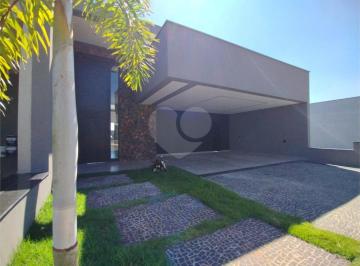 Casa · 165m² · 3 Quartos · 2 Vagas · Condomínio com 3 quartos à venda em Ondas - SP