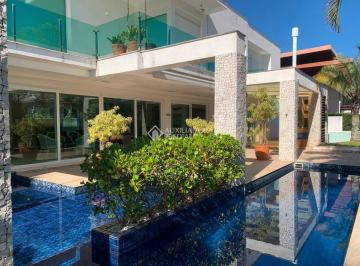 Casa · 588m² · 4 Quartos · 5 Vagas · Super casa em Jurerê Internacional