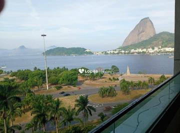 8d9a061d009c77bf19a75cb010bd0257823a1b5e · Apartamento 3 quartos no Flamengo