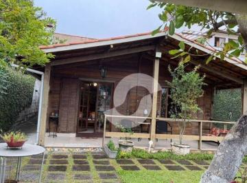 f938d84de8d84efdefb778637f41080c879198fd · Casa com 2 dormitórios à venda, 130 m² por R$ 950.000,00 - Piratininga - Niterói/RJ