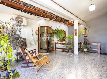 1J3A0095 · C asa sobrado de 4 quartos sendo 3 suítes - Núcleo Bandeirante