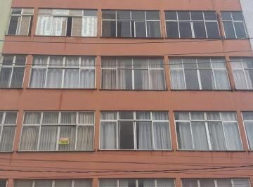 Apartamento de 2 quartos, Salvador · Aluga- se Lindo apartamento 2/4 reversível para 3 em Nazaré