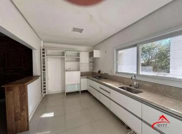 Casa · 140m² · 2 Quartos · 2 Vagas · Casa com Vista Privilegiada e 2 Vagas no Jardim Floresta