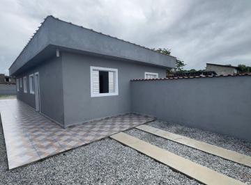 Casa de 2 quartos, Itanhaém · Casa com 2 quartos e espaço para piscina em Itanhaém.