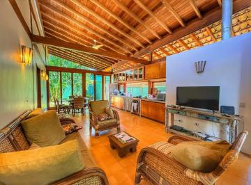 Casa de 4 quartos, São Sebastião · Casa de Rua térrea mobiliada | Praia de Camburizinho | 300m da praia | 4 Dormitórios