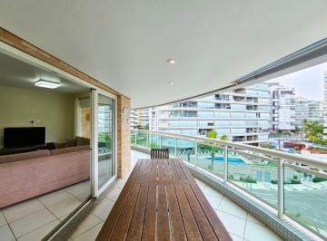 Apartamento de 3 quartos, Bertioga · Apartamento mobiliado à venda na Riviera de São Lourenço, localizado no Módulo 7