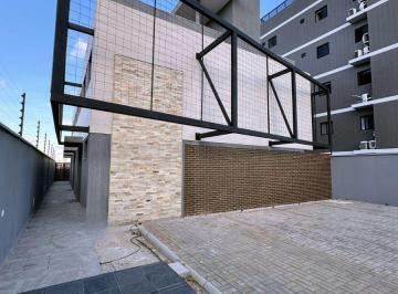 Casa de 3 quartos, João Pessoa · Casa Triplex 3 quartos 2 vagas de garagem no Bairro dos Estados