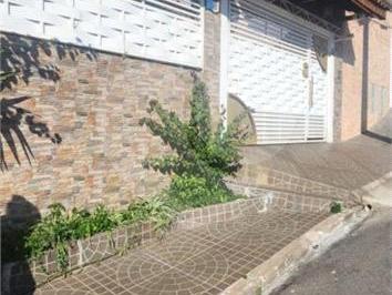 Casa · 218m² · 3 Quartos · 2 Vagas · Casa térrea com 3 quartos à venda em Vila medeiros - SP