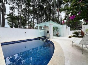 Casa · 405m² · 4 Quartos · 2 Vagas · Casa Refúgio Verde, conforto e Tranquilidade na melhor localização de Atlantida.