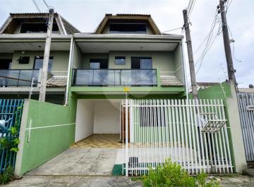 Casa de 3 quartos, Curitiba · Sobrado à venda em Sítio Cercado, Curitiba