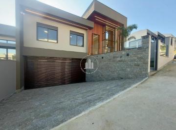 Casa · 220m² · 3 Quartos · 4 Vagas · Casa 3 Quartos com 1 Suíte e 220m² - Potecas