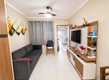 Imagem Principal · Casa à venda com 2 quartos, sendo 1 suíte, em Cidade Boa Vista, Suzano