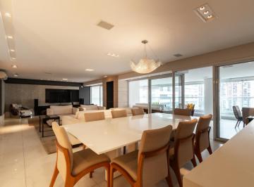 c2213ea0-453d-4278-91b3-d369b9eb12ec · Espetacular apartamento para venda em Moema com 4 quartos, sendo 3 suítes, 335m²