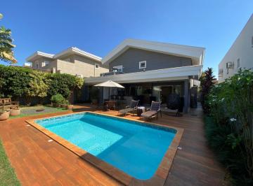 aabb3355-575c-4c94-8aef-7332bfa12de2 · Casa no condomínio Condominio Quinta do Golf para venda com 4 quartos, sendo 4 suítes, 232m²