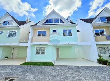 Casa · 145m² · 3 Quartos · 2 Vagas · Sobrado Triplex em Condomínio Fechado - 3 Quartos (1 Suíte), Ático e 2 Vagas