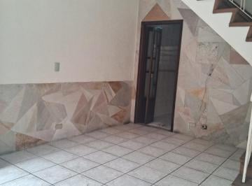 f11d5057-032c-4f87-a2f5-930f1b6293d6 · Agradável casa de vila para venda em Alto do Pari com 2 quartos, sendo 1 suíte, 114m²