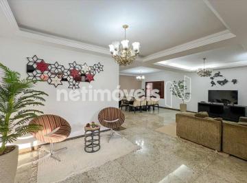 Casa · 298m² · 4 Quartos · 4 Vagas · Casa de 4 quartos à venda no Letícia!