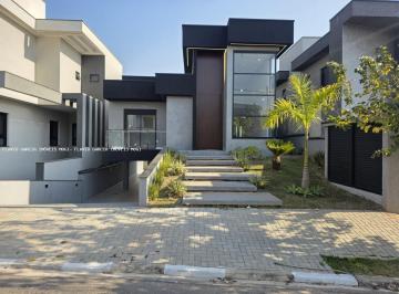 Casa · 270m² · 3 Quartos · 4 Vagas · Casa para venda em Cezar De Souza de 270.00m² com 3 Quartos, 3 Suites e 4 Garagens