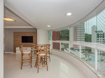 Apartamento · 137m² · 3 Quartos · 3 Vagas · Apartamento à venda no Centro em Balneário Camboriú